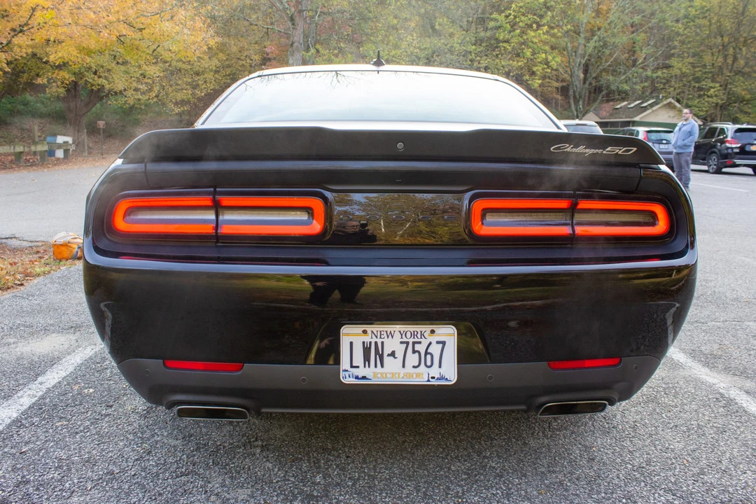 2020 Dodge Challenger 3rd Gen - Image 20 of 31