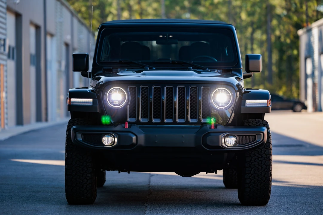 2020 Jeep JL Wrangler - Image 9 of 31