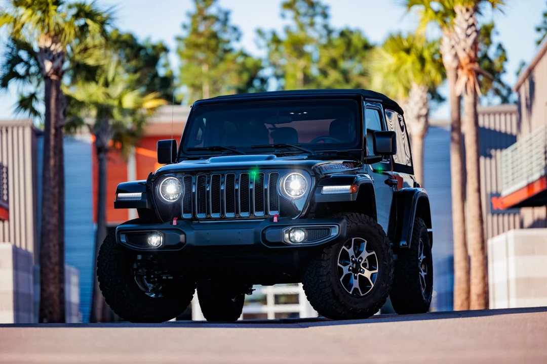 2020 Jeep JL Wrangler - Image 7 of 31