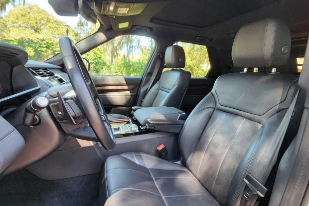 2020 Land Rover Discovery 5th Gen - Image 4 of 8
