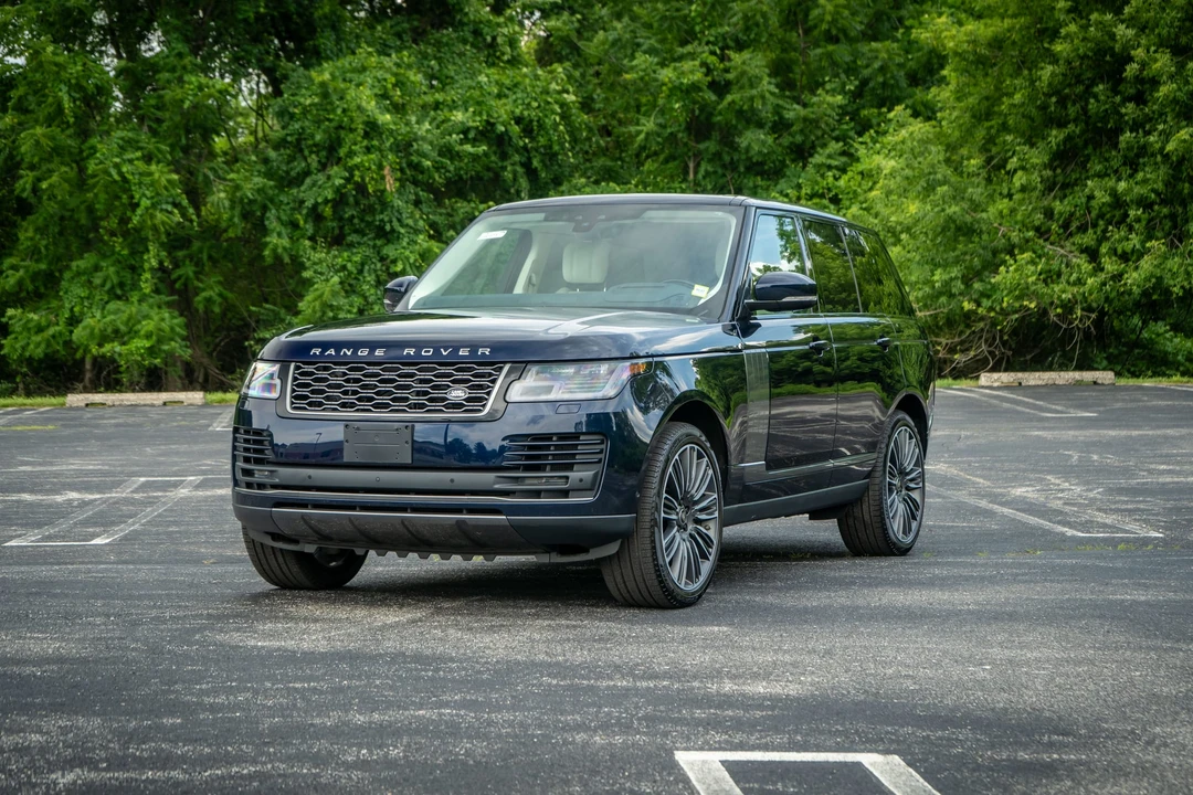 2020 Land Rover Range Rover L405 - Image 3 of 31