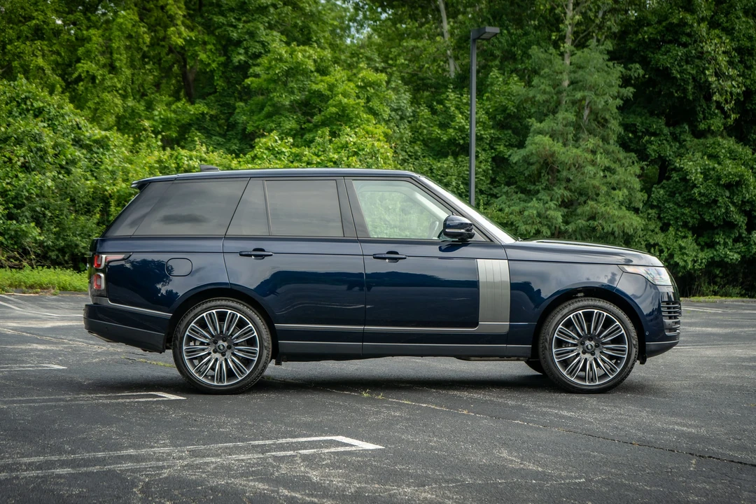 2020 Land Rover Range Rover L405 - Image 17 of 31