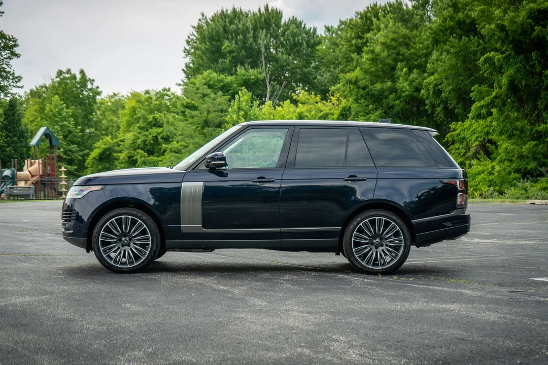 2020 Land Rover Range Rover L405 - Image 25 of 31