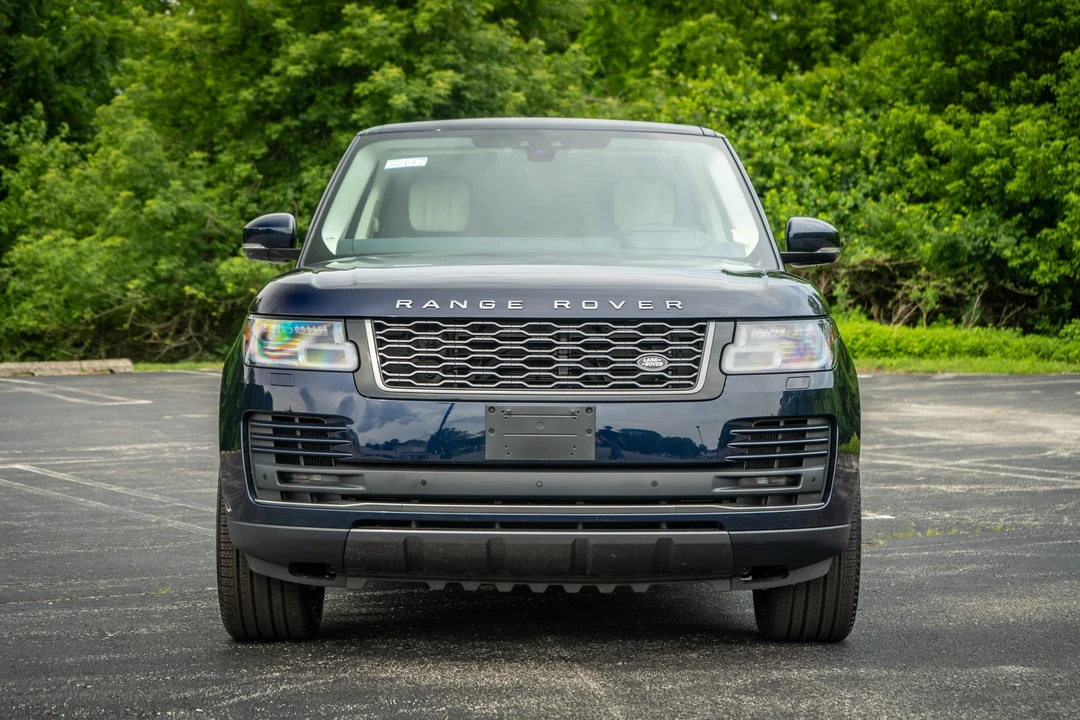 2020 Land Rover Range Rover L405 - Image 10 of 31
