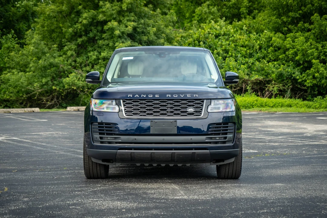 2020 Land Rover Range Rover L405 - Image 8 of 31