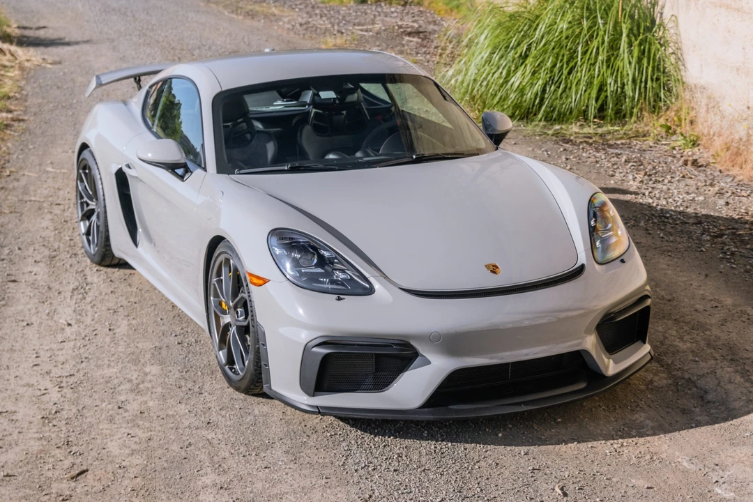 2020 Porsche 718 Cayman GT4 - Image 12 of 31