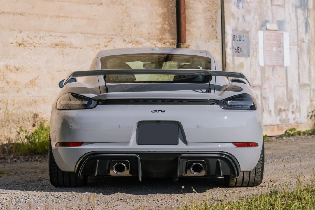 2020 Porsche 718 Cayman GT4 - Image 24 of 31