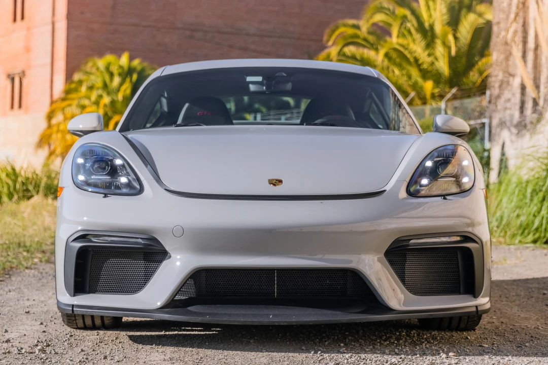 2020 Porsche 718 Cayman GT4 - Image 11 of 31