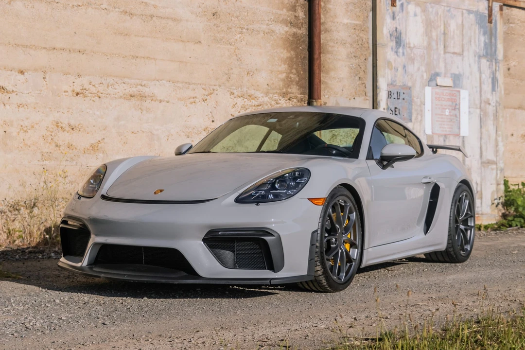2020 Porsche 718 Cayman GT4 - Image 7 of 31