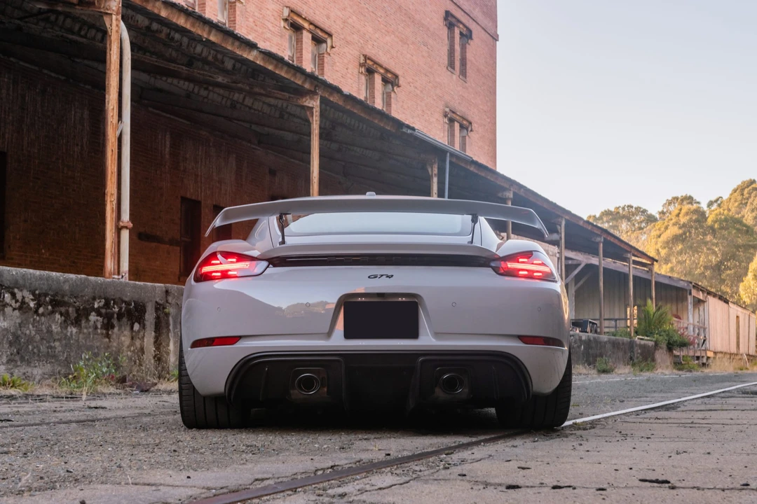 2020 Porsche 718 Cayman GT4 - Image 25 of 31