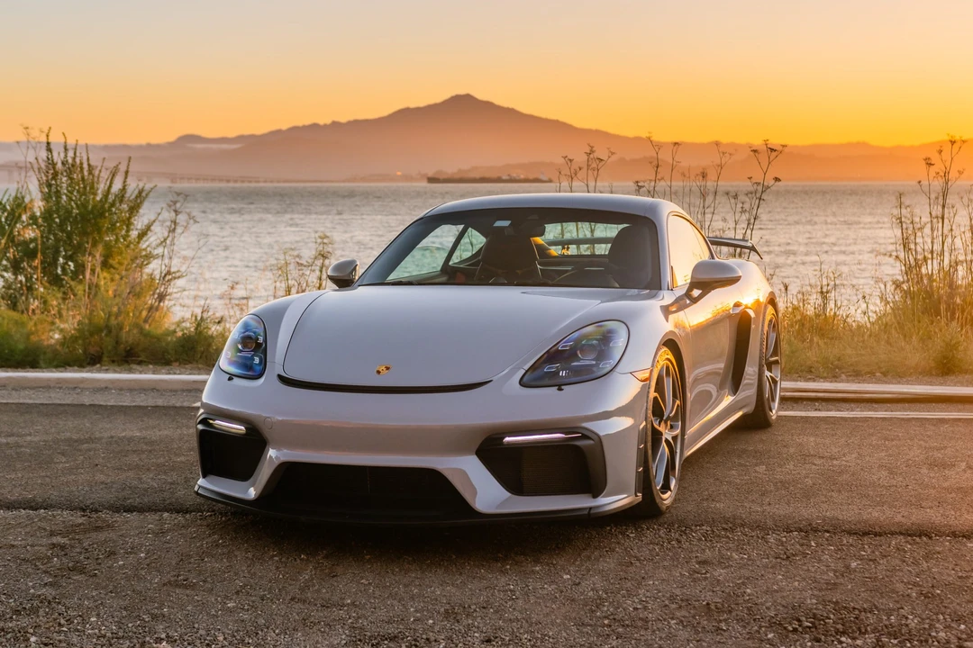 2020 Porsche 718 Cayman GT4 - Image 29 of 31