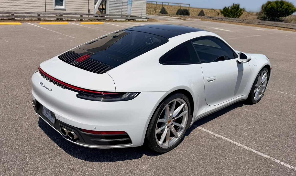 2020 Porsche 992 Carrera S - Image 9 of 31