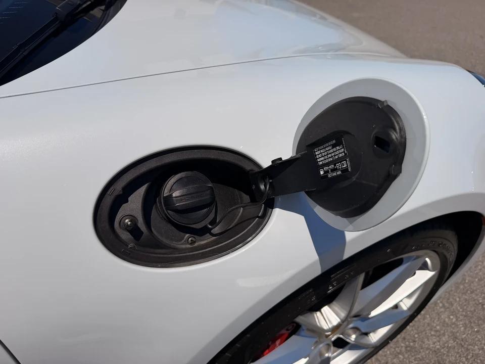 2020 Porsche 992 Carrera S - Image 23 of 31