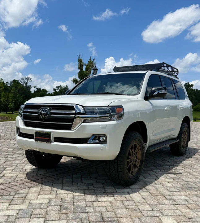 2020 Toyota J200 Land Cruiser - Image 2 of 31