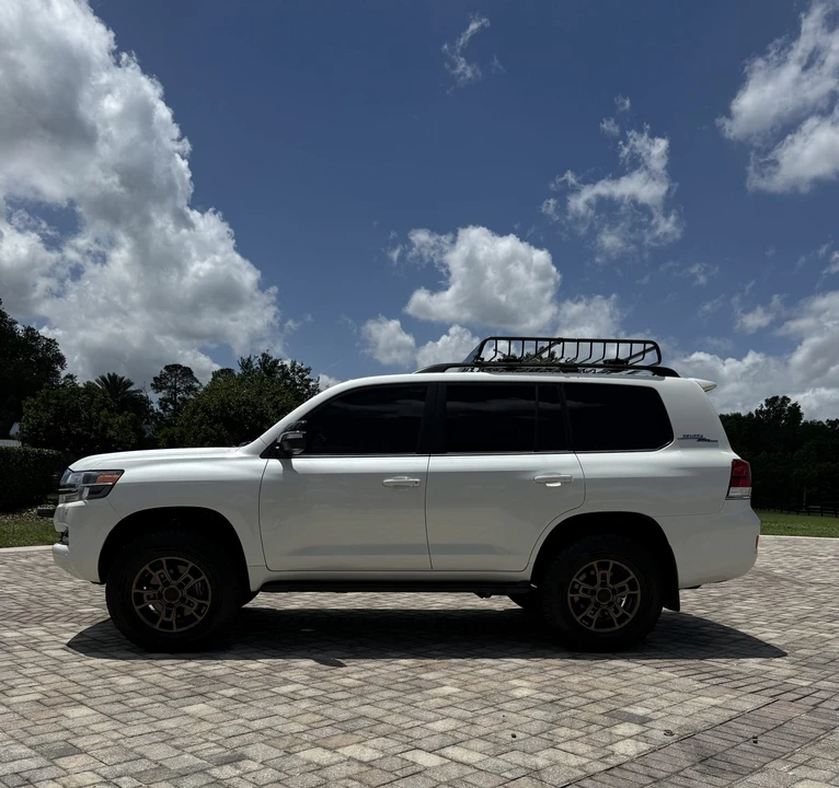 2020 Toyota J200 Land Cruiser - Image 11 of 31