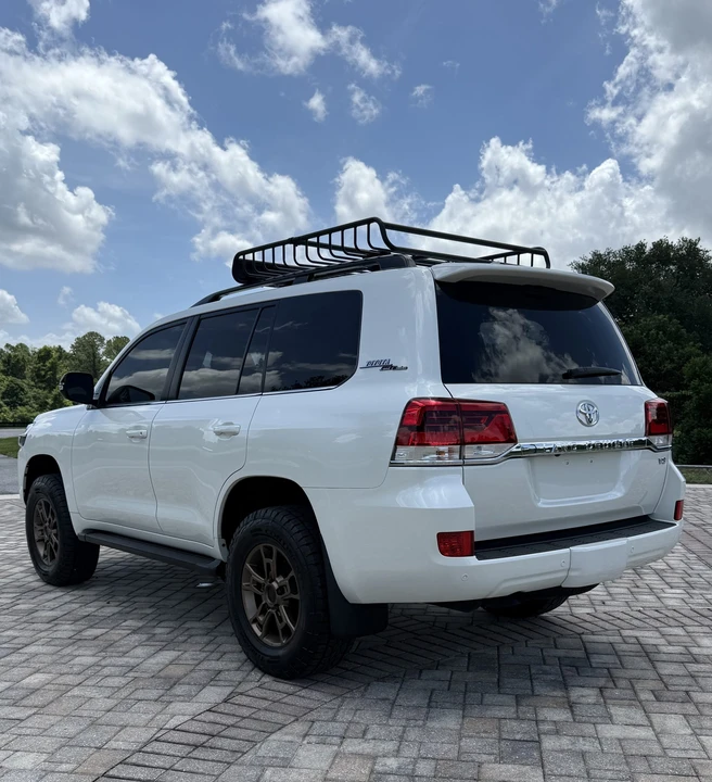 2020 Toyota J200 Land Cruiser - Image 9 of 31