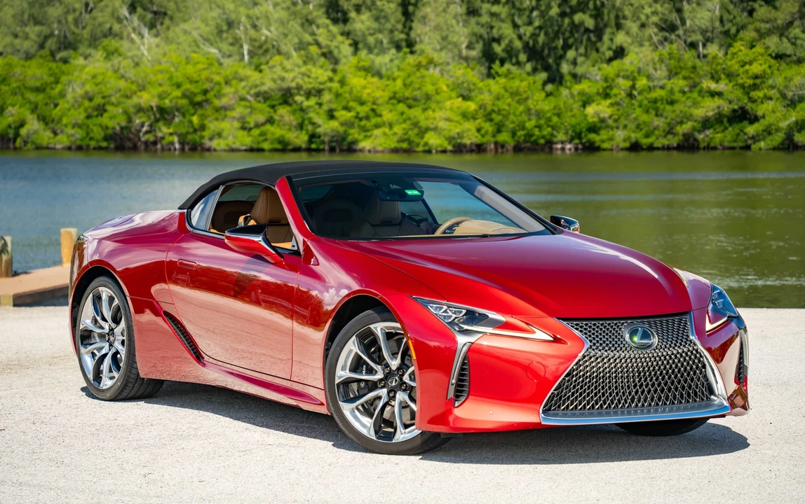 2021 Lexus LC - Image 6 of 31