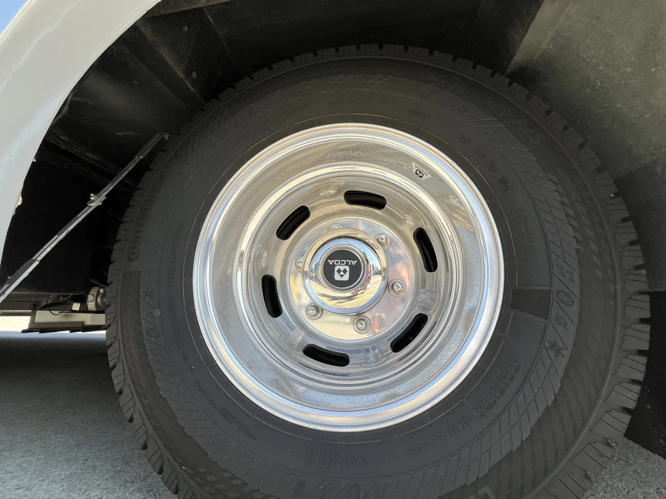 2022 Airstream - Image 27 of 31