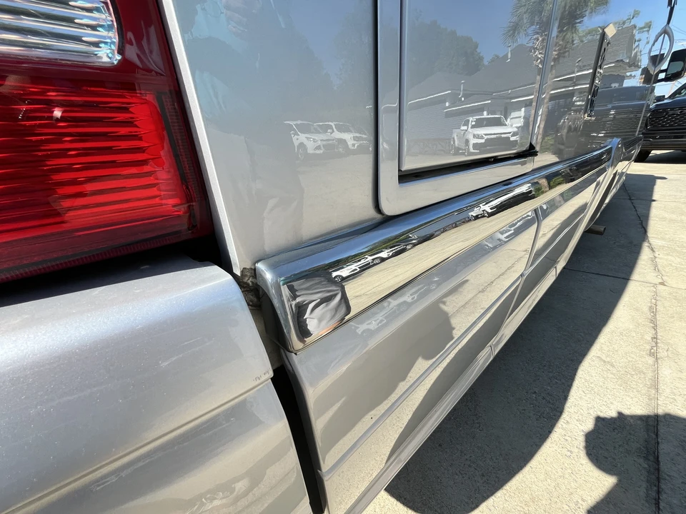 2022 Airstream - Image 18 of 31