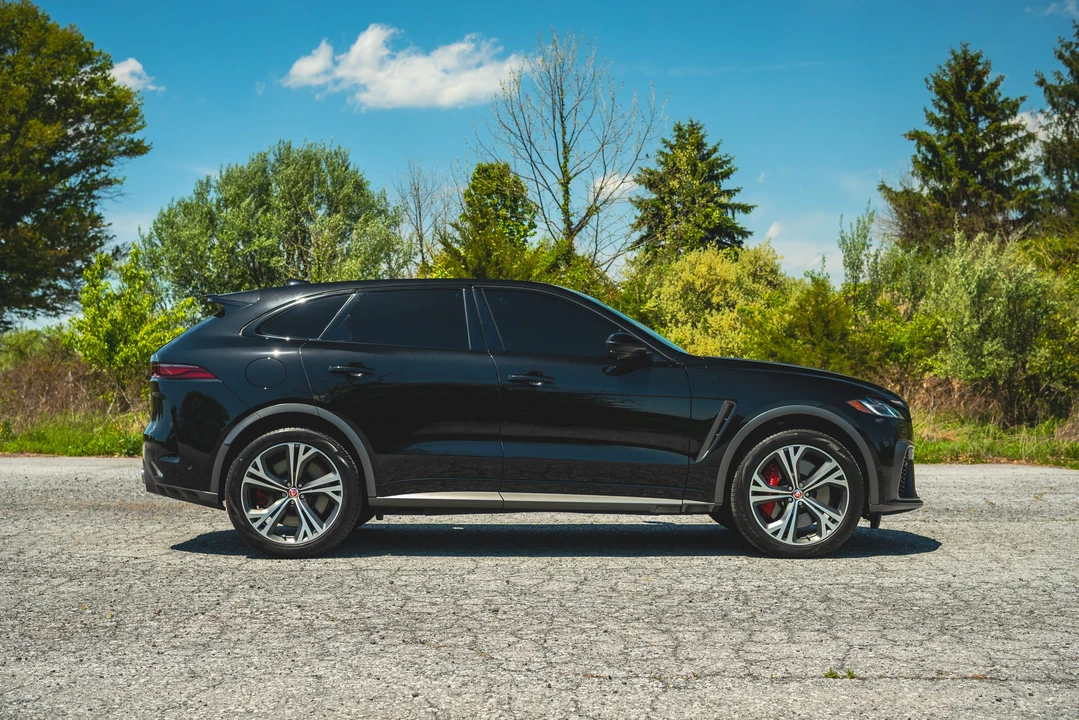 2022 Jaguar F-Pace SVR - Image 31 of 31