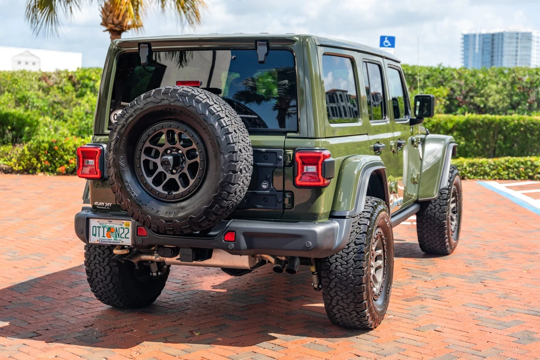 2022 Jeep JL Wrangler Rubicon 392 - Image 4 of 31