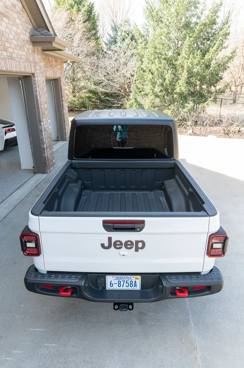 2023 Jeep JT Gladiator - Image 18 of 31