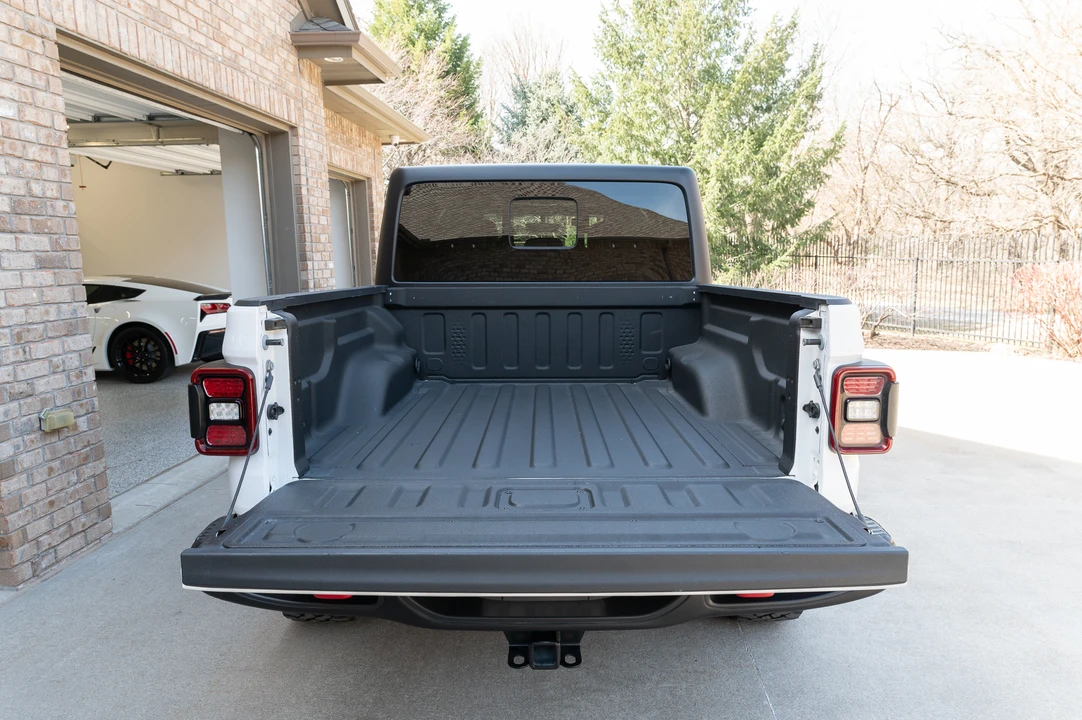 2023 Jeep JT Gladiator - Image 21 of 31