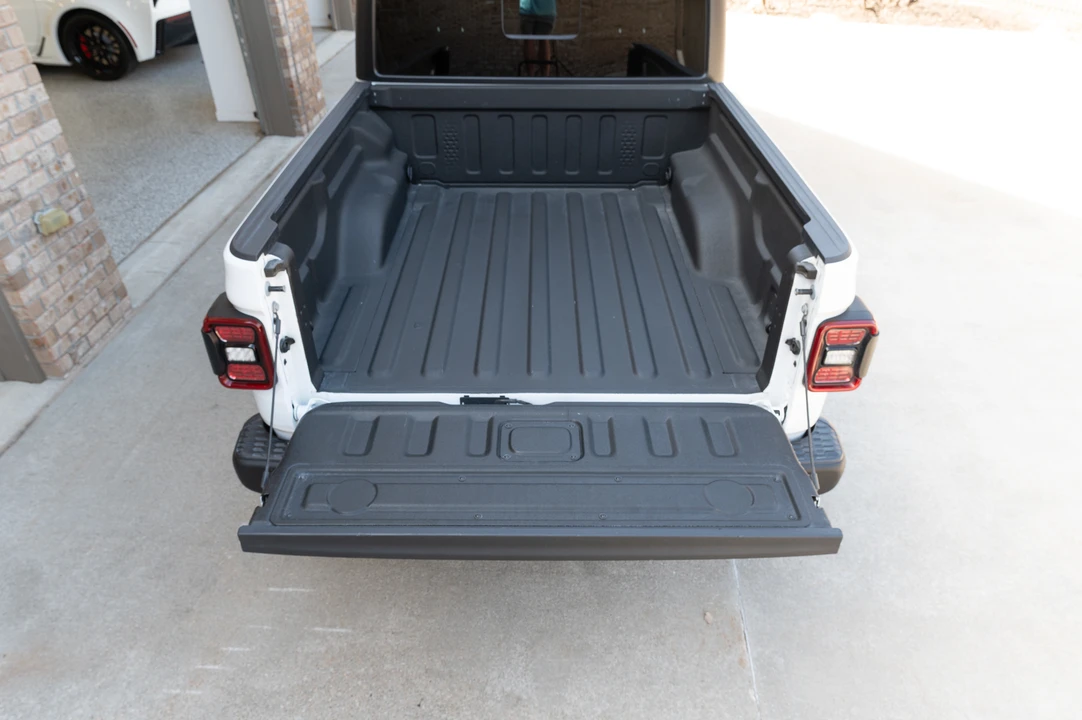 2023 Jeep JT Gladiator - Image 20 of 31