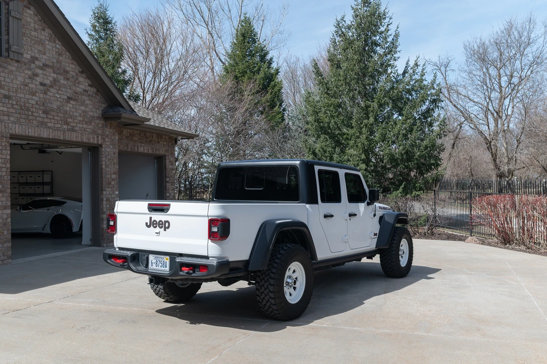 2023 Jeep JT Gladiator - Image 22 of 31