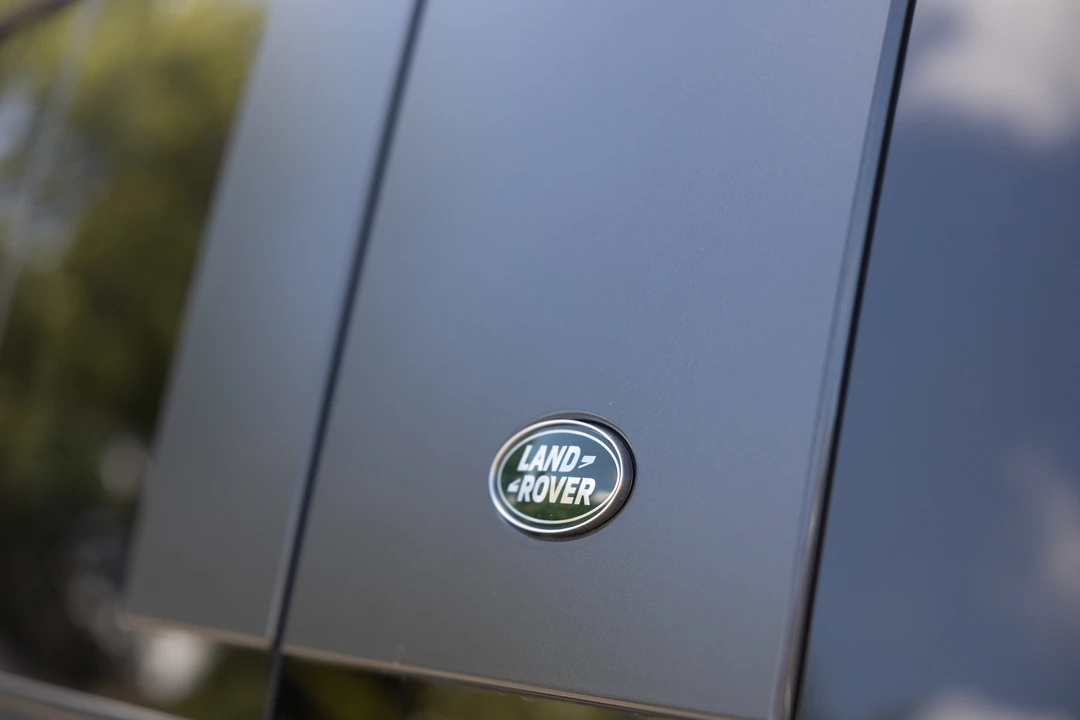 2024 Land Rover Defender L663 - Image 26 of 31