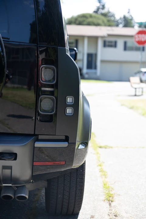 2024 Land Rover Defender L663 - Image 19 of 31