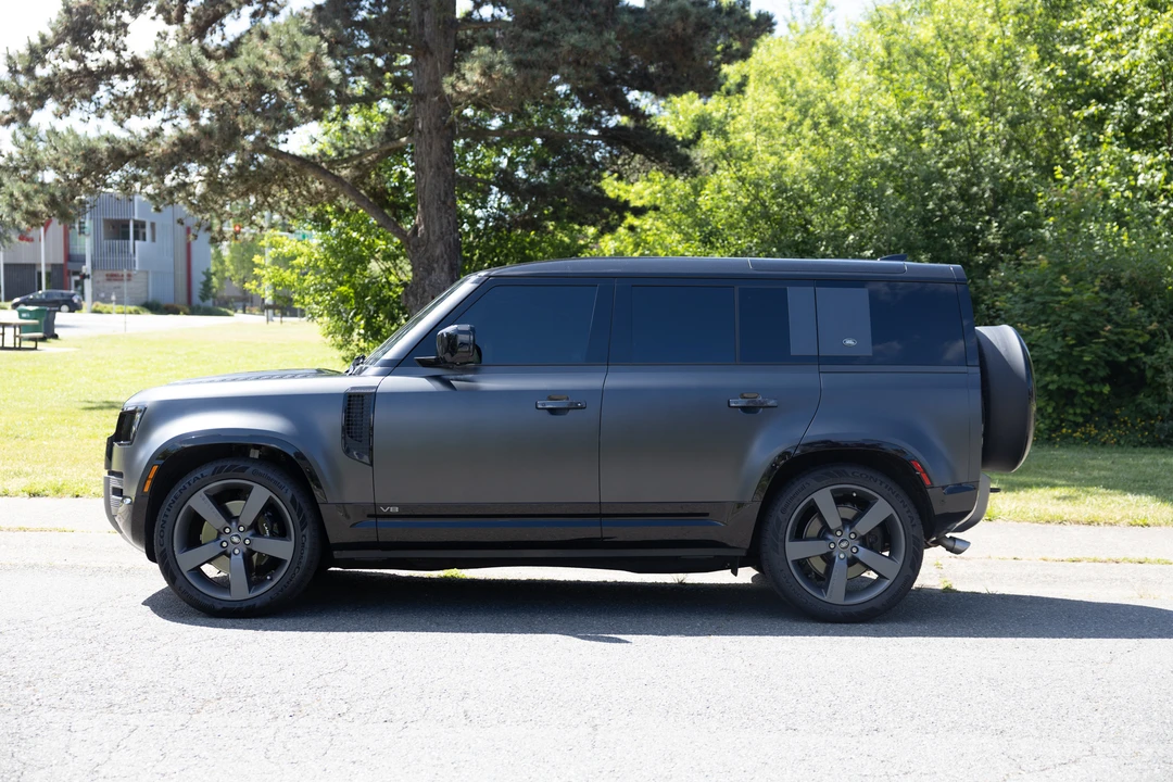 2024 Land Rover Defender L663 - Image 5 of 31