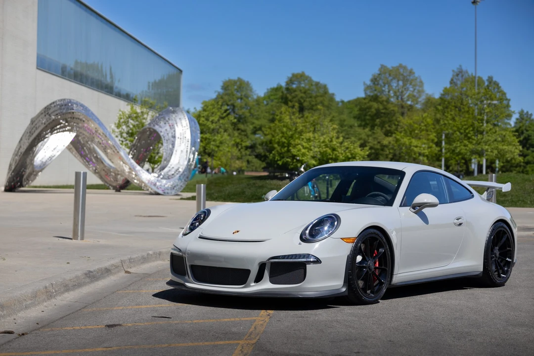 2015 Porsche 991 GT3 - Image 3 of 31