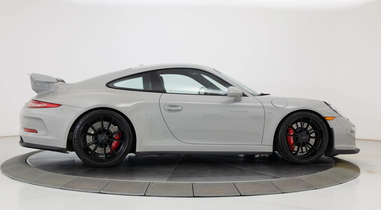 2015 Porsche 991 GT3 - Image 13 of 31
