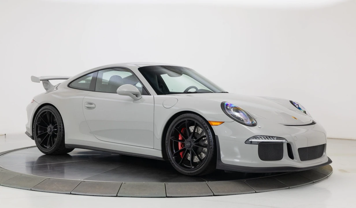 2015 Porsche 991 GT3 - Image 4 of 31