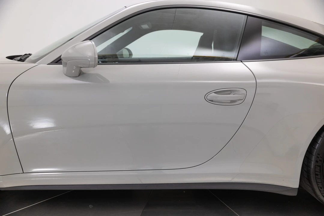 2015 Porsche 991 GT3 - Image 28 of 31