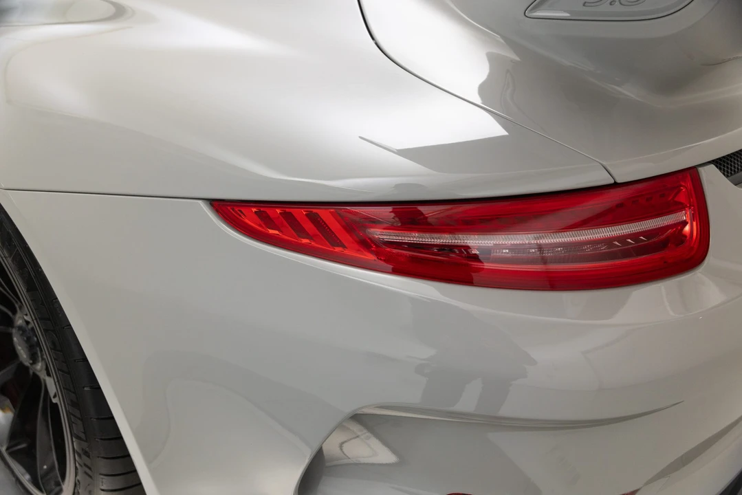 2015 Porsche 991 GT3 - Image 30 of 31
