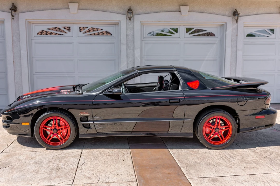 2000 Pontiac Firebird Trans Am 4th Gen - Image 15 of 31