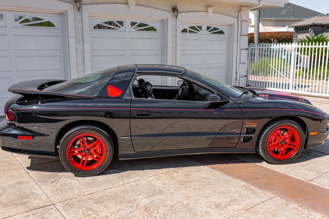 2000 Pontiac Firebird Trans Am 4th Gen - Image 10 of 31