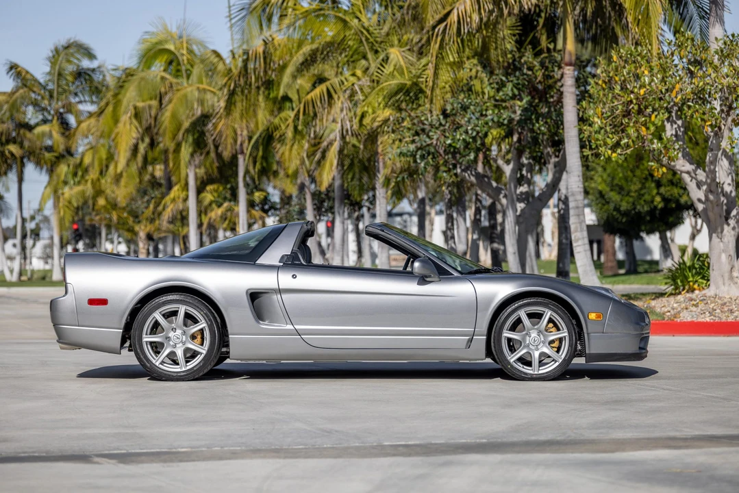 2002 Acura NA2 NSX - Image 19 of 31