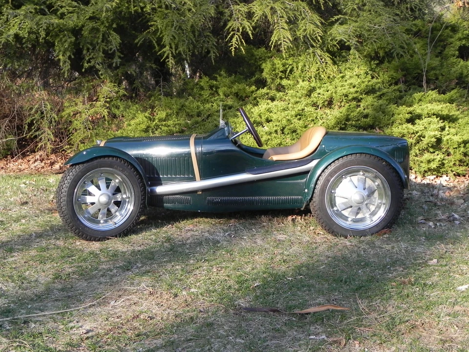 Bugatti - Image 3 of 3