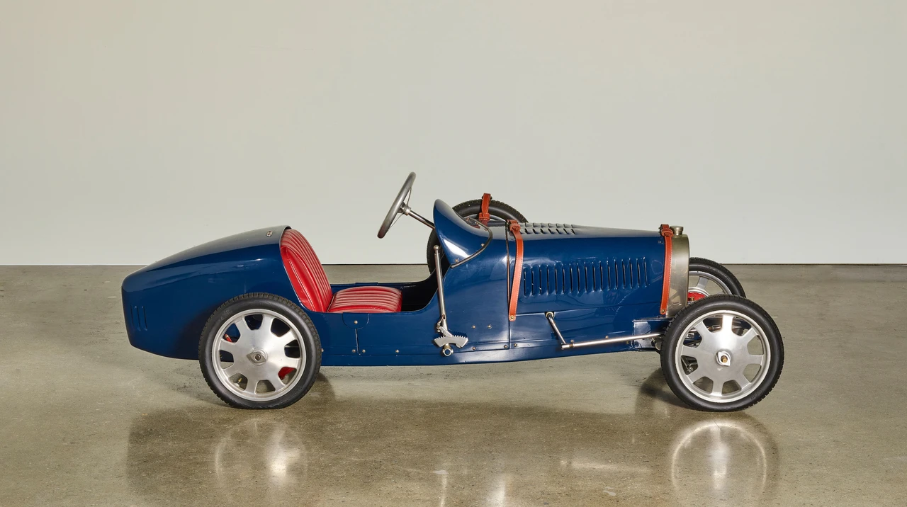 Bugatti - Image 3 of 8