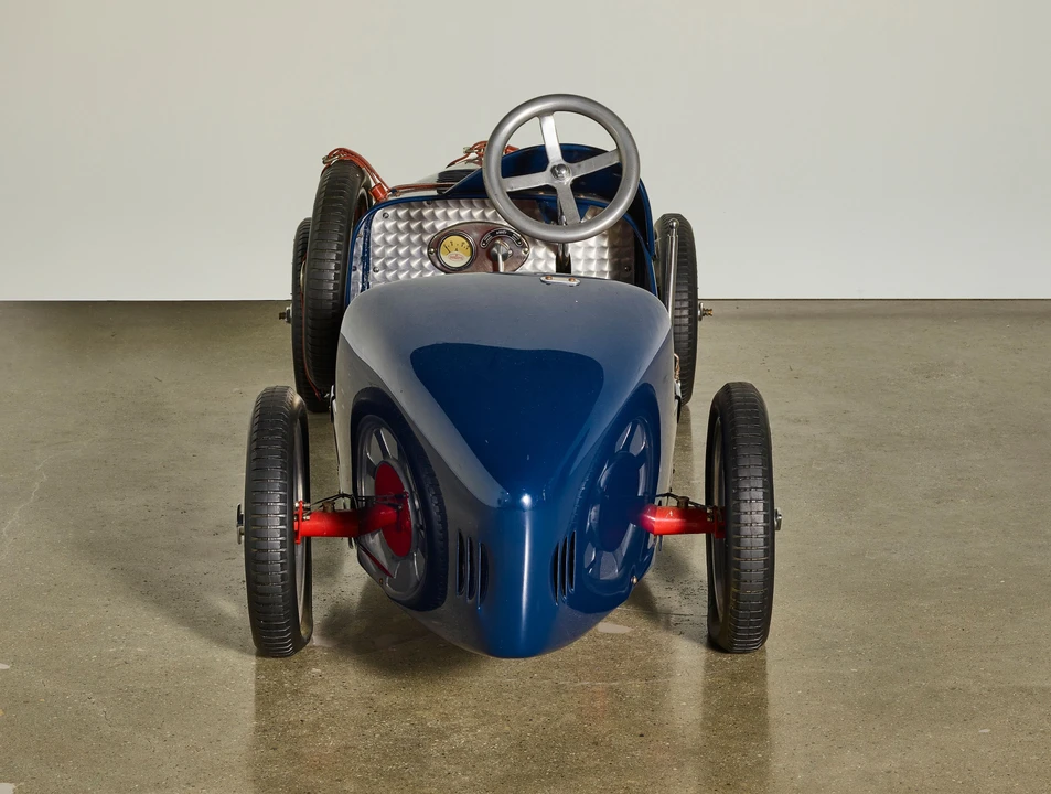 Bugatti - Image 5 of 8