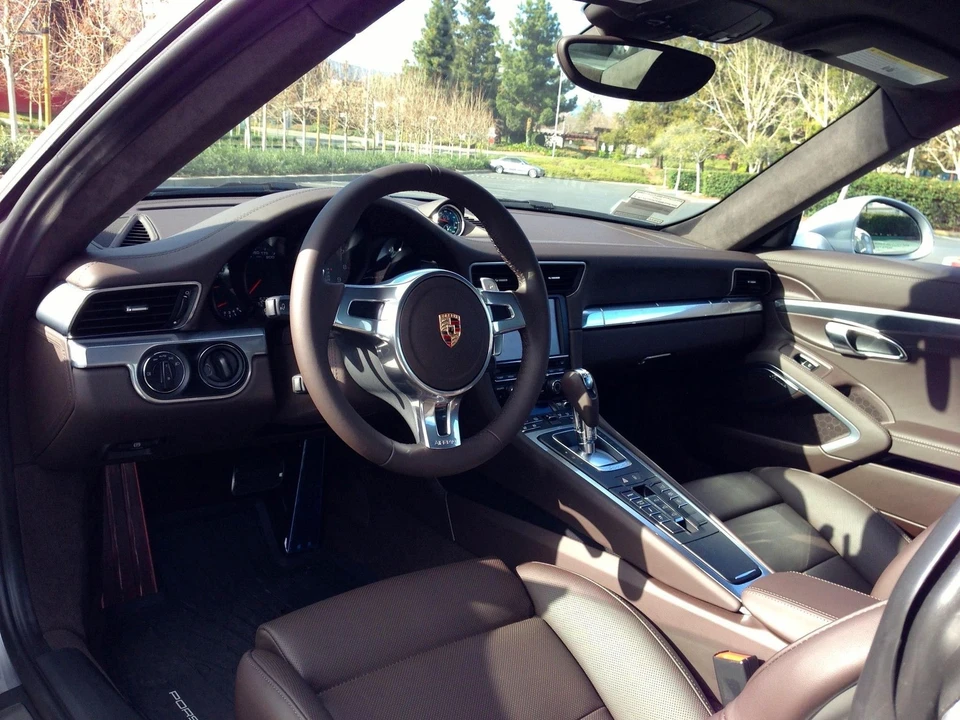 2013 Porsche 991 Carrera 4S - Image 6 of 11
