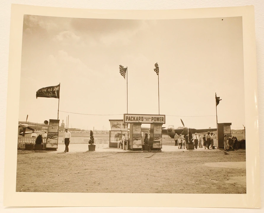 Packard - Image 3 of 9