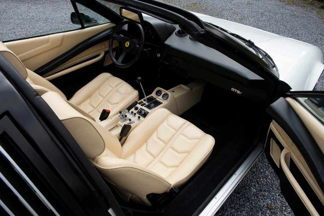 1983 Ferrari 308 GTS QV - Image 16 of 31