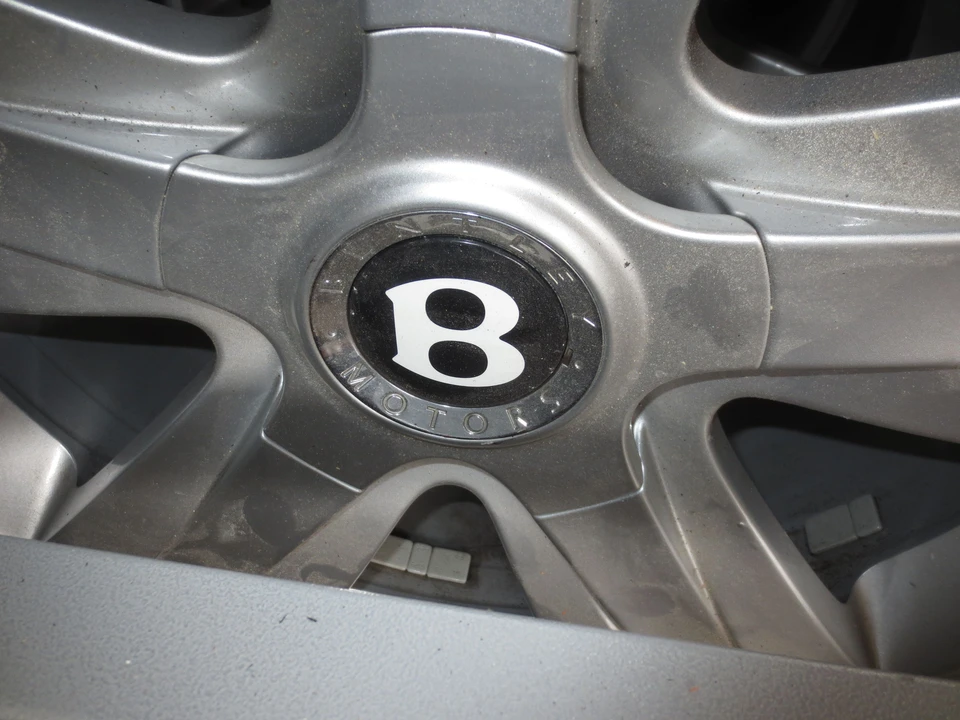 Bentley Continental GTC - Image 4 of 4