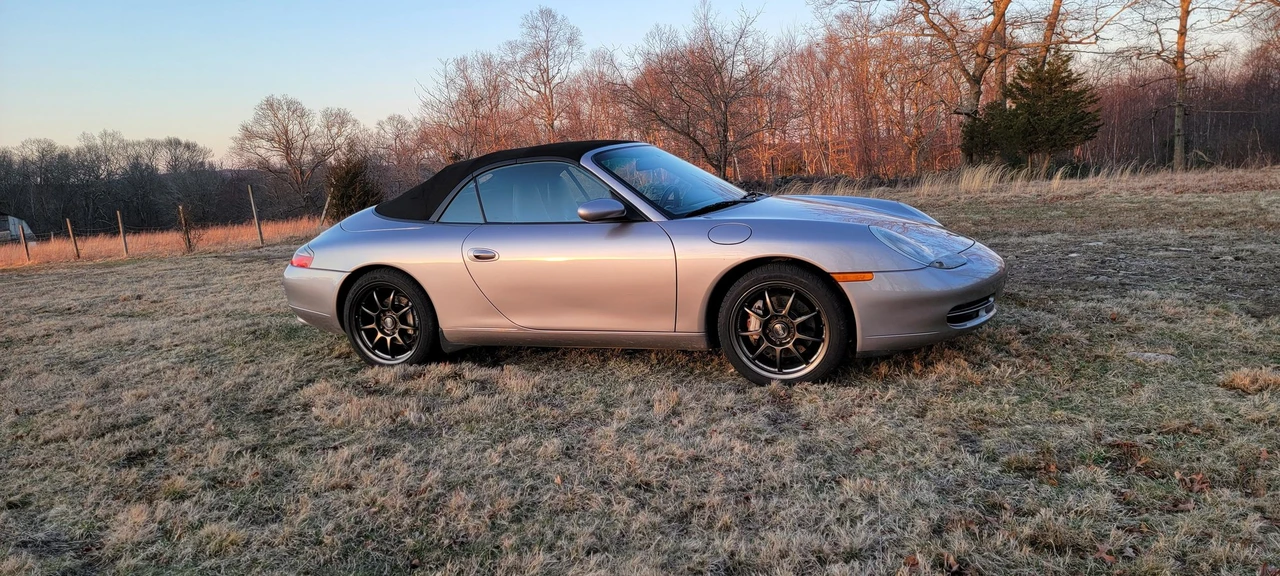 2001 Porsche 996 Carrera 4 - Image 3 of 8