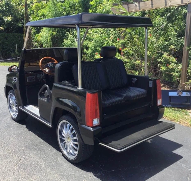2015 Cadillac Escalade 4th Gen - Image 3 of 8