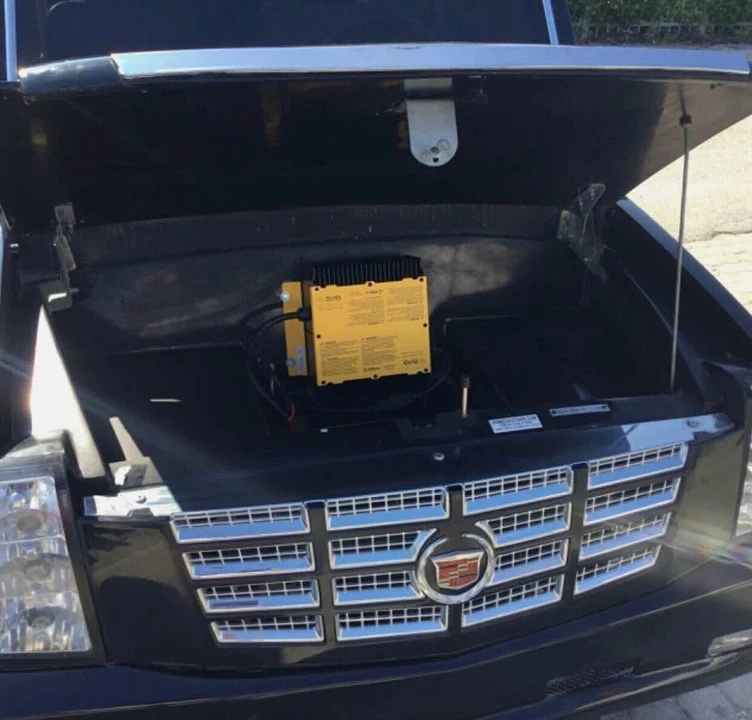 2015 Cadillac Escalade 4th Gen - Image 3 of 7